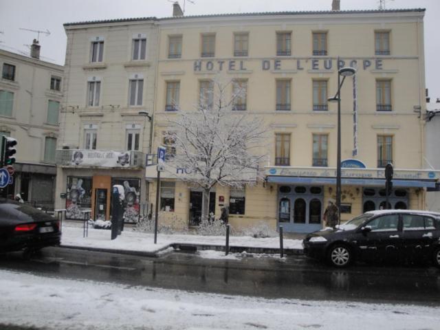 Hotel De L'Europe Валанс Номер фото